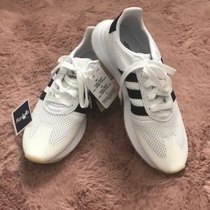 NWT adidas tennis shoes